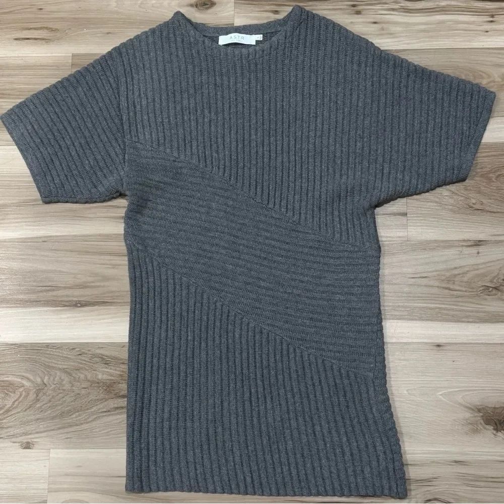 ASTR The Label Grey Short Sleeve Sweater Dress Women’s Small
